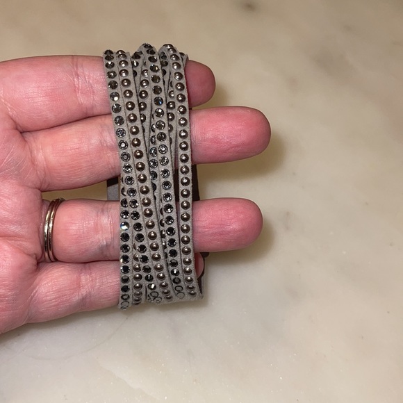 Swarovski grey crystal and silver stud multi-strand wrap around bracelet - Picture 5 of 5